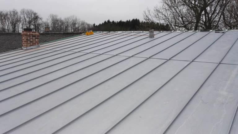 Chantier Strépy<br><h6>Joint debout zinc naturel</h6>
